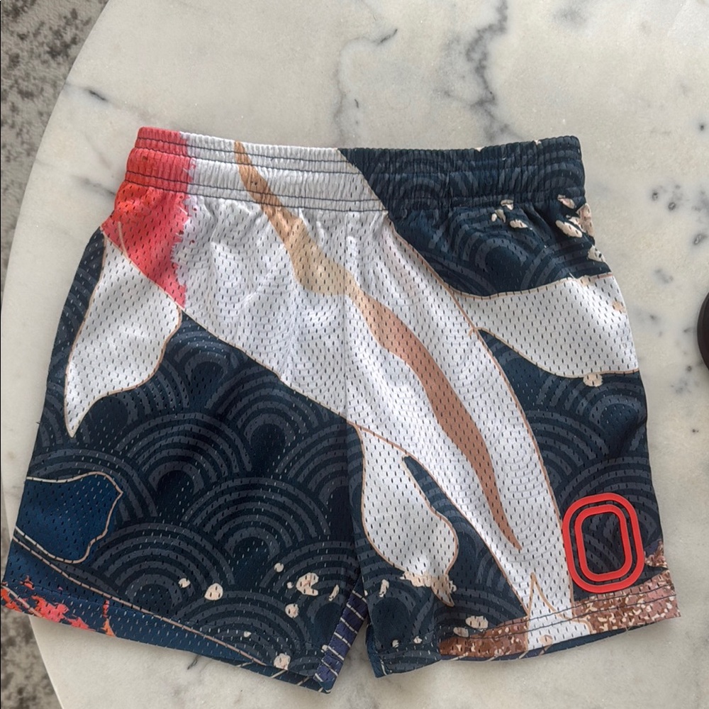 Overtime youth Medium shorts